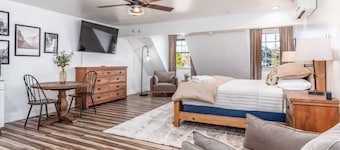 Plush Heaven, Steps from Yosemite Adventures