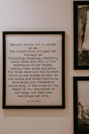 Interior detail - Plush Heaven, Steps from Yosemite Adventures (Oakhurst)