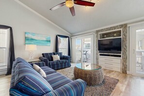 TV, offices - Sandpiper Cove Villa 20 (Destin)