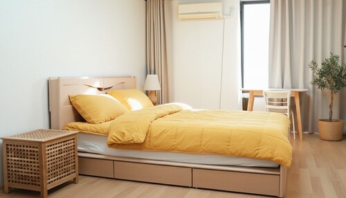 2-bedroom house in quaint Seoul-center of Yongsan- neighborhood for your stay