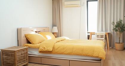 2-bedroom house in quaint Seoul-center of Yongsan- neighborhood for your stay