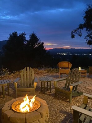 Property grounds - Sunset Cottage near Yosemite (Oakhurst)
