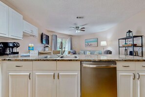 Interior - Cozy coastal condo with patio, shared pool & beach access (Miramar Beach)