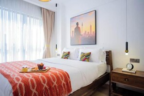 Iron/ironing board, WiFi, bed sheets - Modern JW 1BR Westlands Nairobi homes with pool and gym (Nairobi)