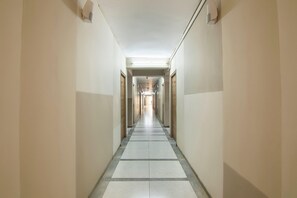 House | Interior - Hotel O Neeladri Nagar Bus Stand (Bengaluru)
