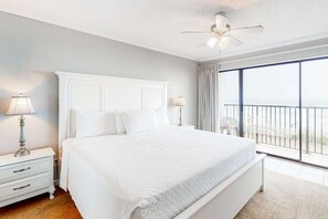 2 bedrooms, iron/ironing board, WiFi, bed sheets - Modern Gulf-front condo with beach setup - close to restaurants (Miramar Beach)
