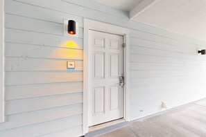Exterior detail - Seagrove Beach 1st floor condo w/pools & tennis (Santa Rosa Beach)