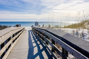 Beach nearby - Seagrove Beach 1st floor condo w/pools & tennis (Santa Rosa Beach)