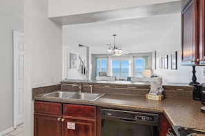 Coffee/tea maker, fridge, microwave, oven - Bright Gulf-front condo with two balconies, pool, central AC, & W/D (Panama City Beach)