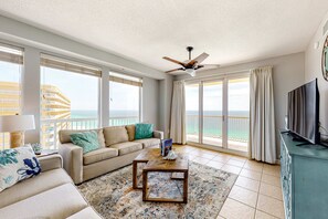 TV, DVD player, offices - Elegant touches & beachfront views with pools & fitness center (Panama City Beach)
