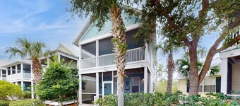 Family-Friendly Home with Shared Hot Tub - Beach Access 1 Mile Away