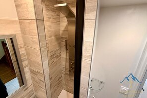 Een douche, een haardroger