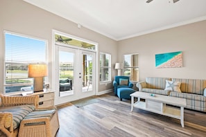 TV - Gorgeous lakefront home with shared pool and beach access (Miramar Beach)
