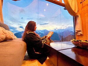 In-room safe, blackout curtains, soundproofing, iron/ironing board - Awe Glamping (Manali)