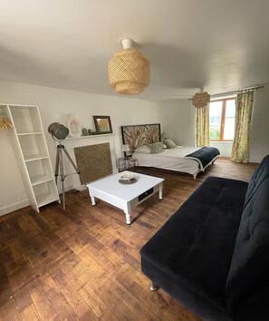 2 bedrooms, free WiFi