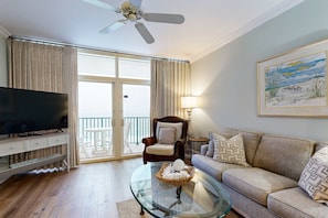 TV, DVD player, offices - Open & airy 11th-floor condo - close to dining (Destin)