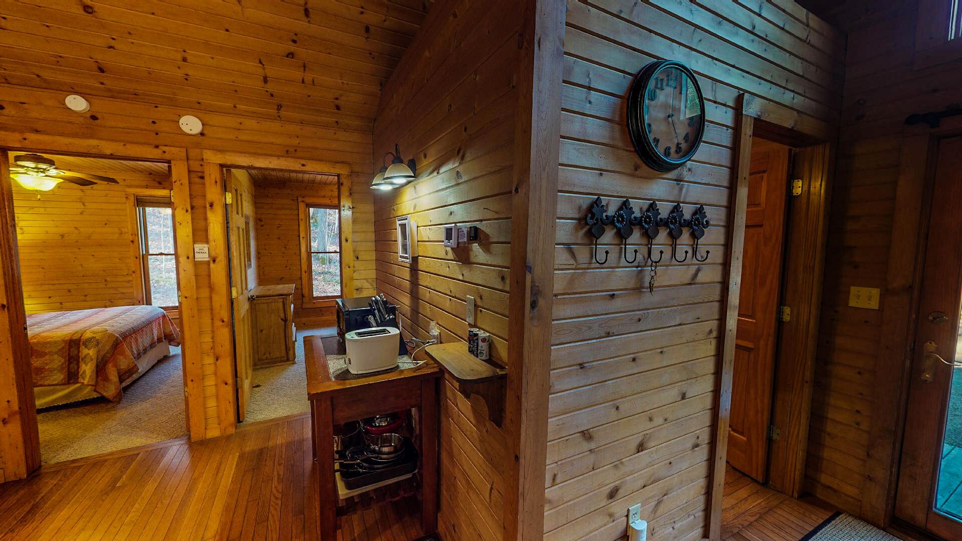 2 bedrooms, desk, free WiFi, bed sheets