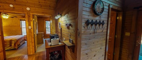 2 chambres, bureau, Wi-Fi gratuit, draps fournis
