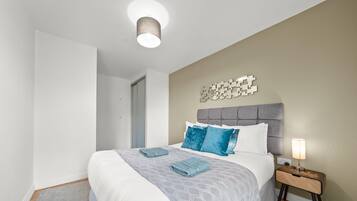 1 bedroom, iron/ironing board, travel cot, free WiFi