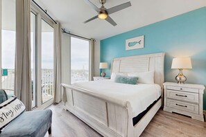 2 bedrooms, iron/ironing board, WiFi, bed sheets - Resort condo with amazing pool, hot tub, tennis, fitness center & Wifi (Destin)