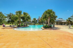 Pool - Spacious coastal home with grill & screened porch (Port St. Joe)