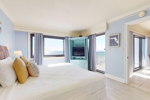 2 bedrooms, iron/ironing board, WiFi, bed sheets - Emerald Towers 0604 (Destin)