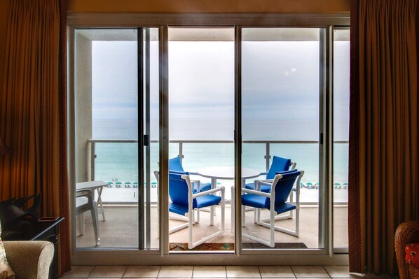 Interior - Amazing Gulf view from this cozy condo with pool, gym & beach access (Destin)