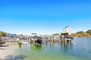 Marina - Frisky Flamingo (Destin)