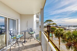 Property grounds - Barataria 204 (Destin)