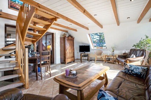 Apartment C mit Meerblick, privater Terrasse und WLAN