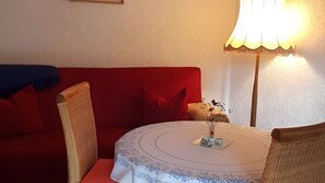 Unclassified image, 5 of 11, button - Apartment 'Für 3 Personen 40 M²' with Private Terrace, Private Garden and Wi-Fi (Klausdorf)