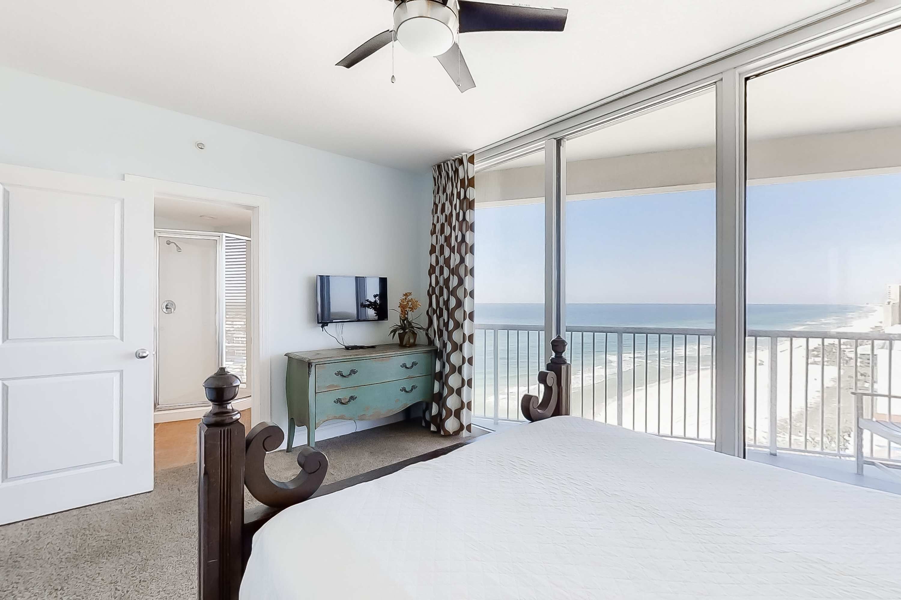 3 chambres, fer et planche à repasser, accès Internet