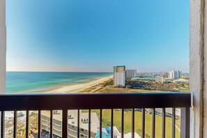 Property grounds - 16th floor condo with shared on-site pools, hot tub, restaurant, and bar (Destin)