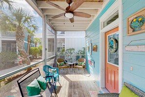 Terrace/patio - Coastal Home with Screened Porch & Shared Hot Tub - Snowbirds Welcome (Port St. Joe)