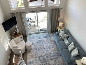 TV, offices - Dog-friendly Private home with gulf view, golf cart and easy beach access (Port St. Joe)