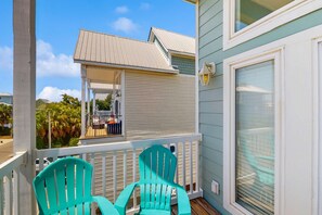 Property grounds - Dog-friendly Private home with gulf view, golf cart and easy beach access (Port St. Joe)