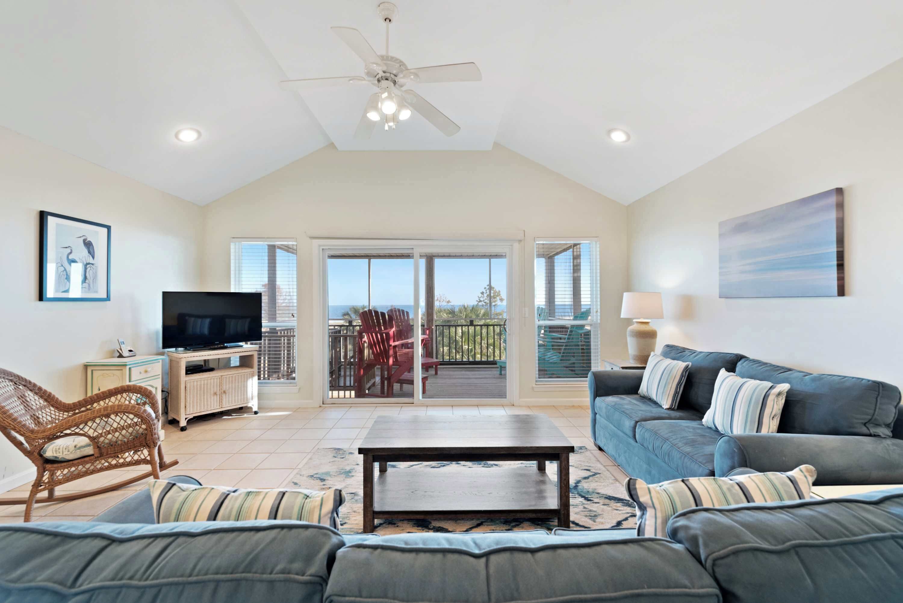 TV, DVD player, offices