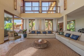 Basic Chalet | Living area - Casa Villa Hegy - Luxury by the sea by Carpediem (Paracuru)