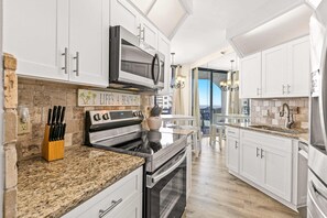 Fridge, microwave, oven, stovetop - Gulf view condo w/ shared pool, hot tub, tennis, gym & easy beach access (Miramar Beach)
