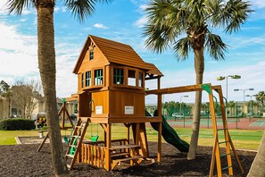 Children’s area - Gated resort townhome with pools, sports courts, & easy beach access (Panama City Beach)