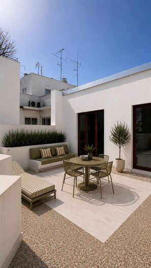 Penthouse Private Pool Suite | In-room safe, blackout drapes, soundproofing, iron/ironing board - The Newel Kolonaki (Athens)