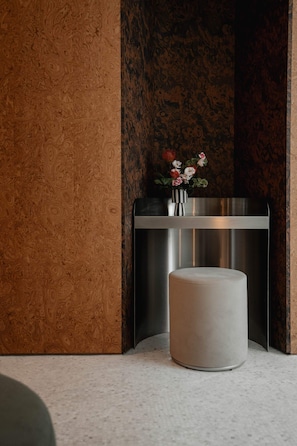 Athenian Senior Suite | In-room safe, blackout curtains, soundproofing, iron/ironing board - The Newel Kolonaki (Athens)