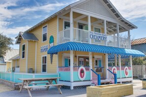 Exterior - Bright, Airy Condo with Shared Outdoor Pool, High-Speed WiFi, and Central AC (Santa Rosa Beach)
