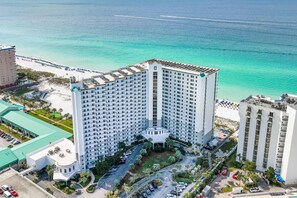 Exterior - Gulf-front, 10th-floor corner condo with pools & hot tub - majestic views (Destin)