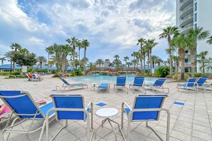 Pool - Gulf-view condo with outdoor pool, hot tub, gym & tennis - walk to the beach (Destin)