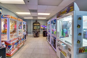 Games room - Lake-view 5th-floor resort condo with outdoor pool, gym, balcony, & washer/dryer (Destin)