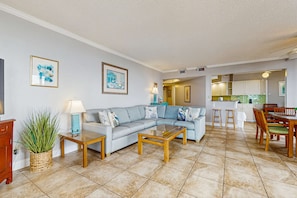 TV - Stunning waterfront condo with pool, hot tub, gym, & tennis (Miramar Beach)