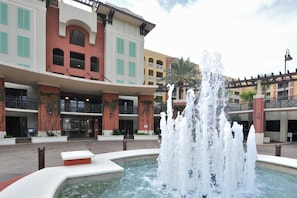 Outdoor spa tub - 321 Gulf View Condo with Shared Hot Tub,Outdoor Pool, Splash Pad, Beach Service (Fort Walton Beach)