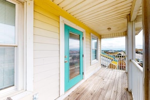 Exterior detail - Dog-friendly home near beach with pool, four balconies, W/D & AC (Panama City Beach)