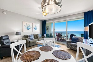 TV, DVD player, offices - Gulf views at beach condo with shared pool & gym - close to shops & restaurants (Destin)